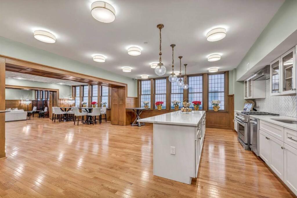 Apartamento Heart Of Dt With Corner View And With Free Pool & Steam 307 Cleveland Exterior foto