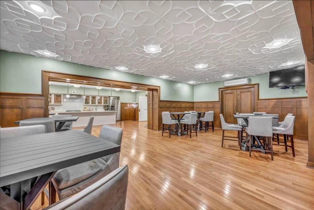 Apartamento Heart Of Dt With Corner View And With Free Pool & Steam 307 Cleveland Exterior foto